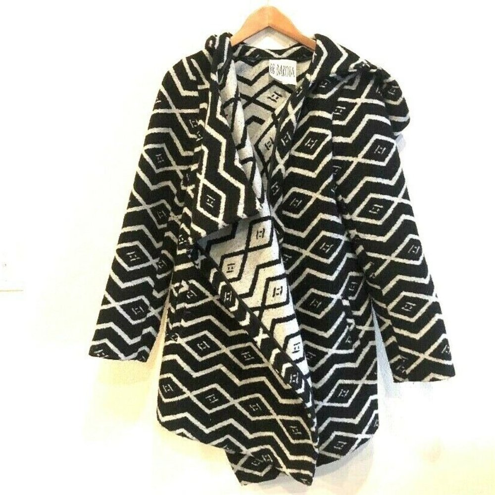 BB Dakota Sweater Hoodie M Cardigan Aztec Print